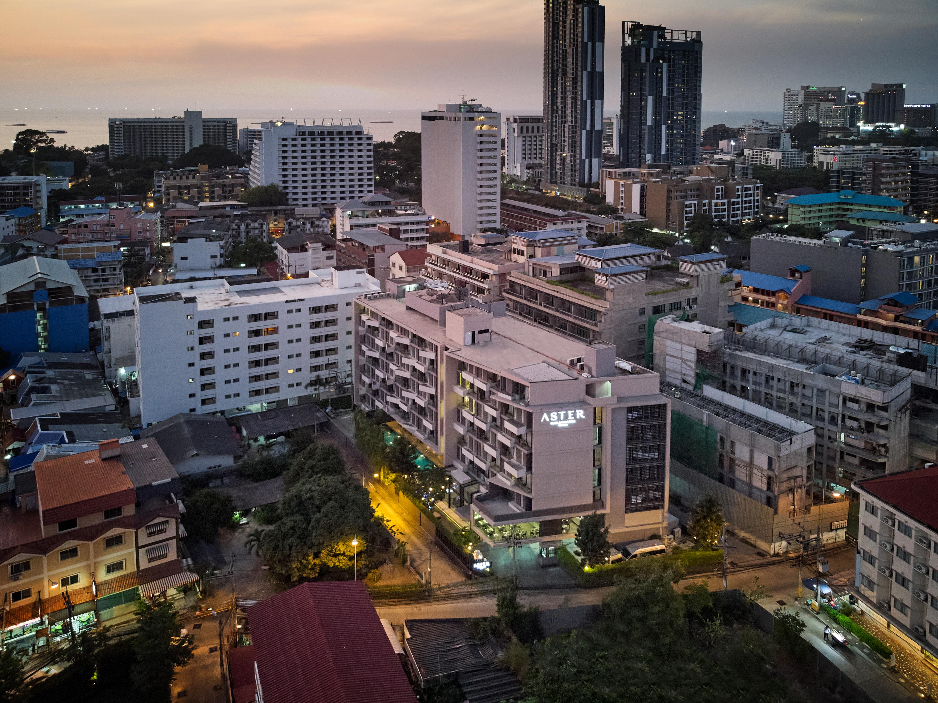 Aster Hotel And Residence By At Mind Pattaya Ngoại thất bức ảnh