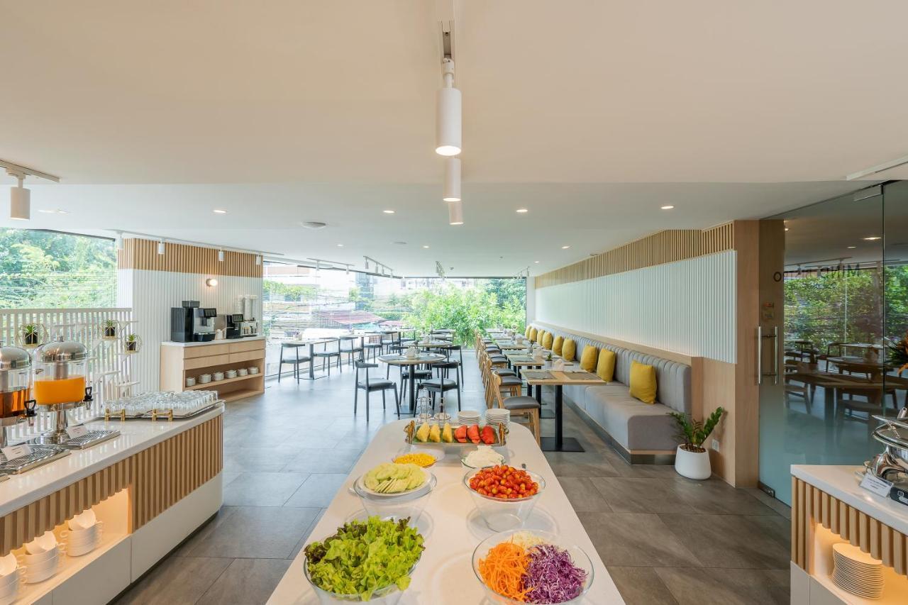 Aster Hotel And Residence By At Mind Pattaya Ngoại thất bức ảnh