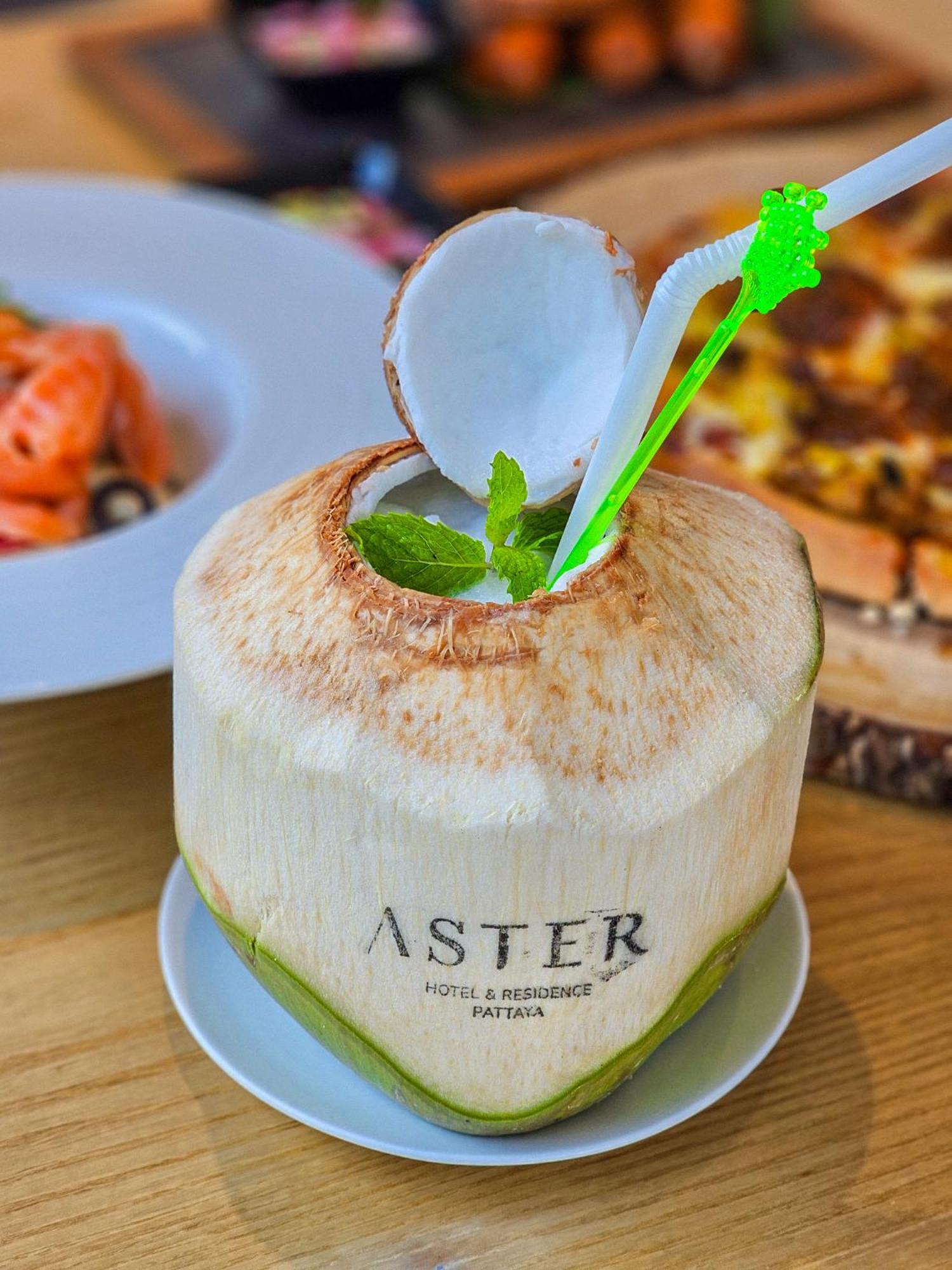 Aster Hotel And Residence By At Mind Pattaya Ngoại thất bức ảnh